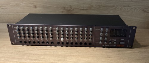 Fostex modell 2016 line - modell, mixer