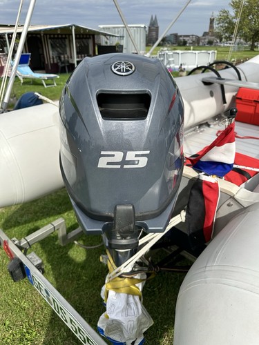 Schlauchboot mit aussenorder - schlauchboot,