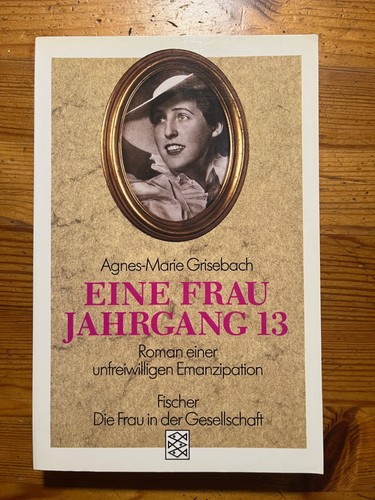 Eine frau jahrgang - jahrgang, 13