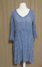 180 872 OYSHO Damen Kleid Gr. M Shirtkleid blau hellblau weiß 3/4 Arm Damenkleid
