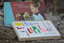 KINDER FRISEUR SPIEL SALON FIGARO NEU UND OVP DDR KULT PUPPE GESCHENK SPIELZEUG