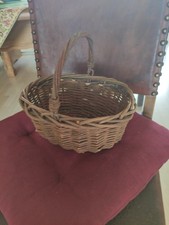 Weidenkorb mit Klapp-Henkel -