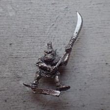 Citadel Warhammer 80er Ork mit Polearm B