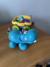 Fisher Price Amazing Nilpferd im Nachziehwagen / Kutsche mit Abschlepphaken TOP