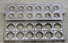 Berarducci Ravioli Form Press