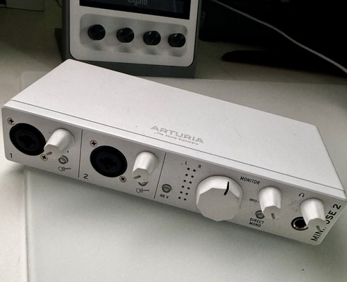 Arturia minifuse 2x2 - 2, usb