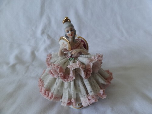Figur sitzende frau - figur,