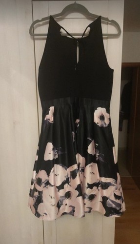 Wunderschönes kleid mit - wunderschönes,