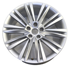 Skoda Superb III 3V iV Facelift 3V0601025AR 8Z8 Alufelge Felge 8J 19 Zoll ET44