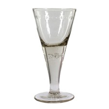 Spitzkelch mit eingest