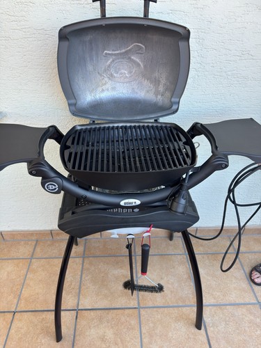 Weber 1400 elektrogrill - q,
