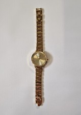 Kangaroos Damen Quarz Armbanduhr gold farben Analog mit Glasteinchen (343)