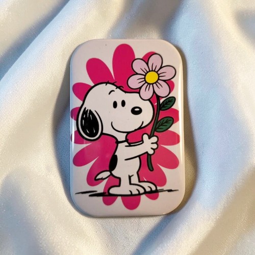 Snoopy mit blume peanuts retro - snoopy,