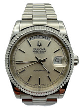 Bulova Super Seville Silver Dial Day-Date President Vintage Automatik-Armbanduhr
