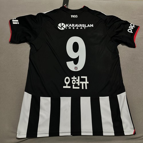 Fußballtrikot von besiktas - fußballtrikot,