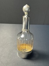 Antike französische Likör-Karaffe Kristallglas mit Minerva-Silbermontierung