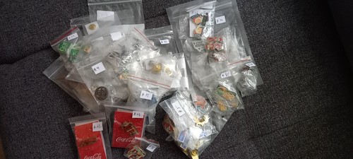 Konvolut 141 pin - 141, pins*