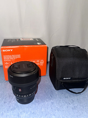 Sony 35mm gm - 35mm, f1.4