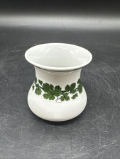 Meißen Weinlaub , kleine Vase ,Porzellan ,1. Wahl - A1.5