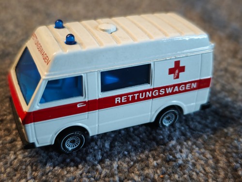 Siku rettungswagen - vw, 28