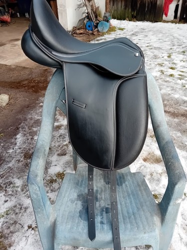 Waldhausen schwarz 44 - 17,5"/44, cm