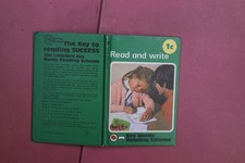 380521 W. Murray READ AND WRITE Ladybird Books Ltd The Ladybird Key Words