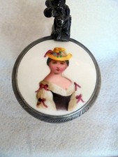 ALT Humpen Bierkrug Porzellan Einlagedeckel Portrait Dame um 1880 Glas Zinn Krug