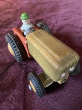 Holz traktor mit - holz, figur