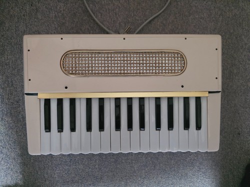 Tisch-Harmonium
