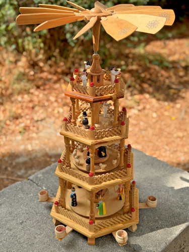 Weihnachtspyramide stöckig - weihnachtspyramide, 4-stöckig
