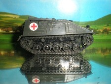 Roco # 215 # Bundeswehr  SPz kurz Sanitätspanzer # Hotchkiss Typ 2-2 # 1:87 # H0