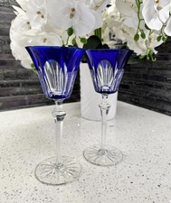 Paar kobaltblaue geschliffene