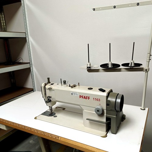 Pfaff 1163 mit - , motor