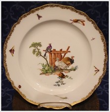 ⚔ Meissen  Teller ø 23,5 cm Taube Ente Pute  Punktmarke 1763-1774⚔