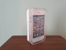 Apple iPod Touch 4. Generation 8GB Weiß Neu Versiegelt Sammlerstück