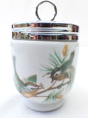 Royal worcester egg - royal,