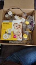 Medela Swing elektrische Doppelmilchpumpe + 14 Flaschen, Ladegerät&4 Brusthauben