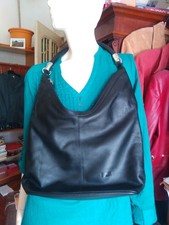 Neuwertige L. Credi Tasche