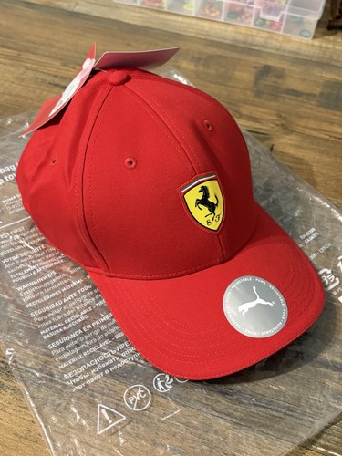 Ferrari cap red - ferrari, oil
