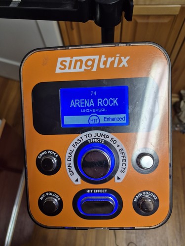 Singtrix with stand - with,