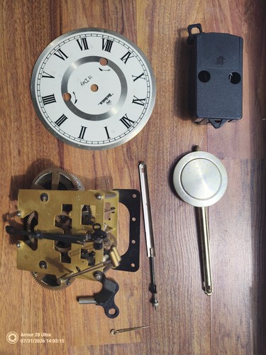 Altes uhrenwerk regulateur - uhrenwerk,,