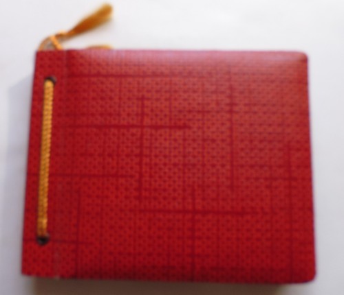 Kleines altes rotes fotoalbum - altes,