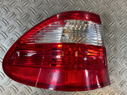 Rückleuchte mercedes benz - rückleuchte, mercedes-benz