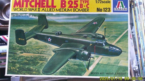 Italeri 123 mitchell b25 type - mitchell,