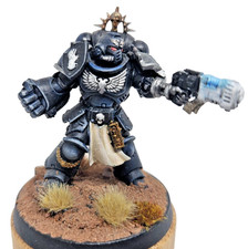 Warhammer 40k Space Marines Captain Iron Hands gut bemalt Games Workshop 40k