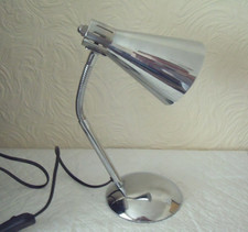 Schreibtischlampe verstellbar