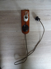 Alte Werkstattlampe, Porzellanfassung, Bakelitschalter auf Holzplatte, funktion