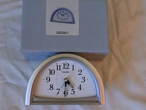 Seiko tischuhr halbrund mit - seiko,