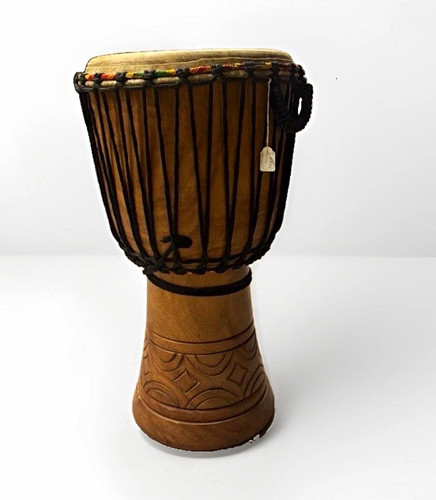 Djembe trommel aus holz - djembe,