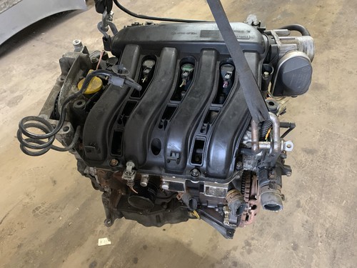 Motor benzin renault megane - benzin,